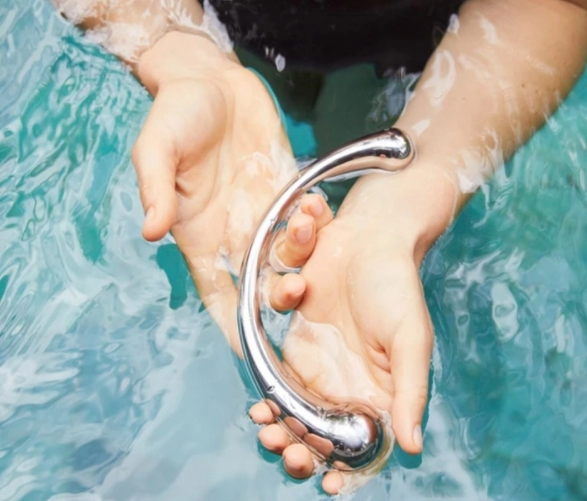 Splish splash I was taking a bath - 4 + 1 sex toys for water games