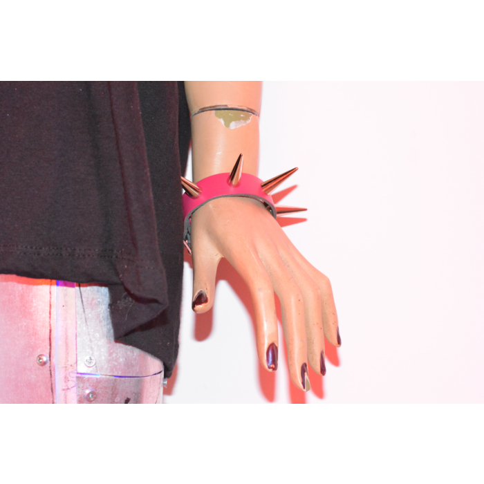Pink Leather Wristband - 1 Row Medium - Kinksters